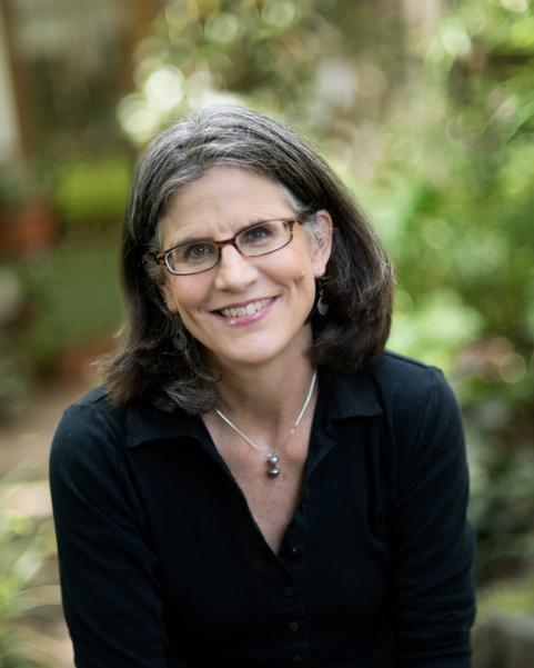 Author Dede Montgomery